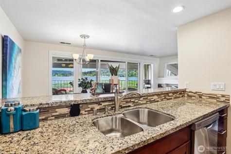 16921 Inglewood Road NE Kenmore WA 98028