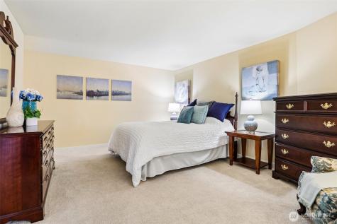 16921 Inglewood Road NE Kenmore WA 98028