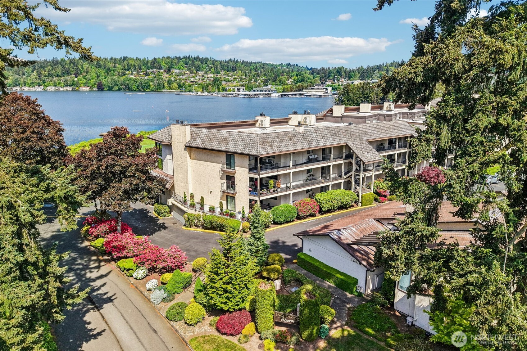 16921 Inglewood Road NE Kenmore WA 98028