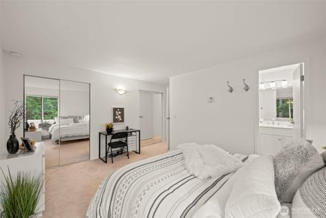 17112 NE 45th Street Redmond WA 98052
