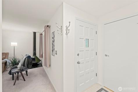 17112 NE 45th Street Redmond WA 98052