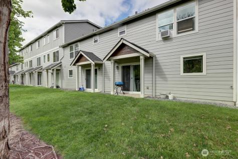 17803 79th Avenue Ct E Puyallup WA 98375