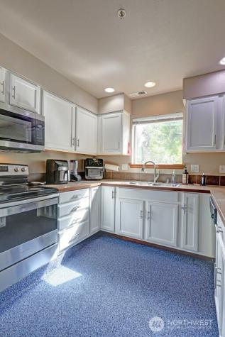 17803 79th Avenue Ct E Puyallup WA 98375