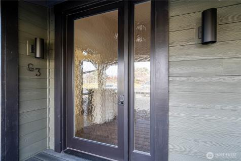 1 Yacinde Court Manson WA 98831