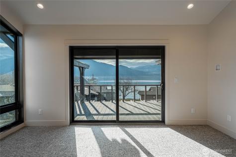 1 Yacinde Court Manson WA 98831