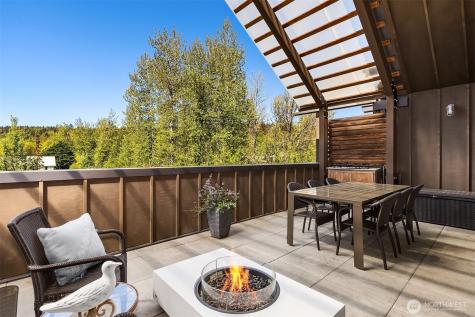 4565 Flying Goat Avenue NE Bainbridge Island WA 98110