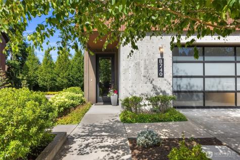 4565 Flying Goat Avenue NE Bainbridge Island WA 98110