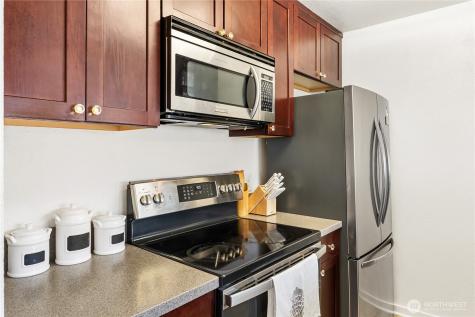 4421 147th Place NE Bellevue WA 98007