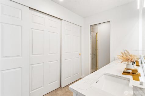 4421 147th Place NE Bellevue WA 98007