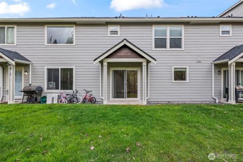 17817 79th Avenue Court E Puyallup WA 98375