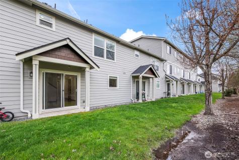 17817 79th Avenue Court E Puyallup WA 98375