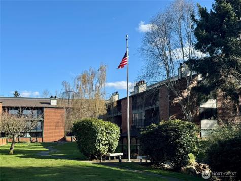 7320 N Skyview Place Tacoma WA 98406