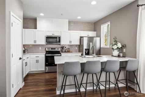 2280 Simmons Street Dupont WA 98327