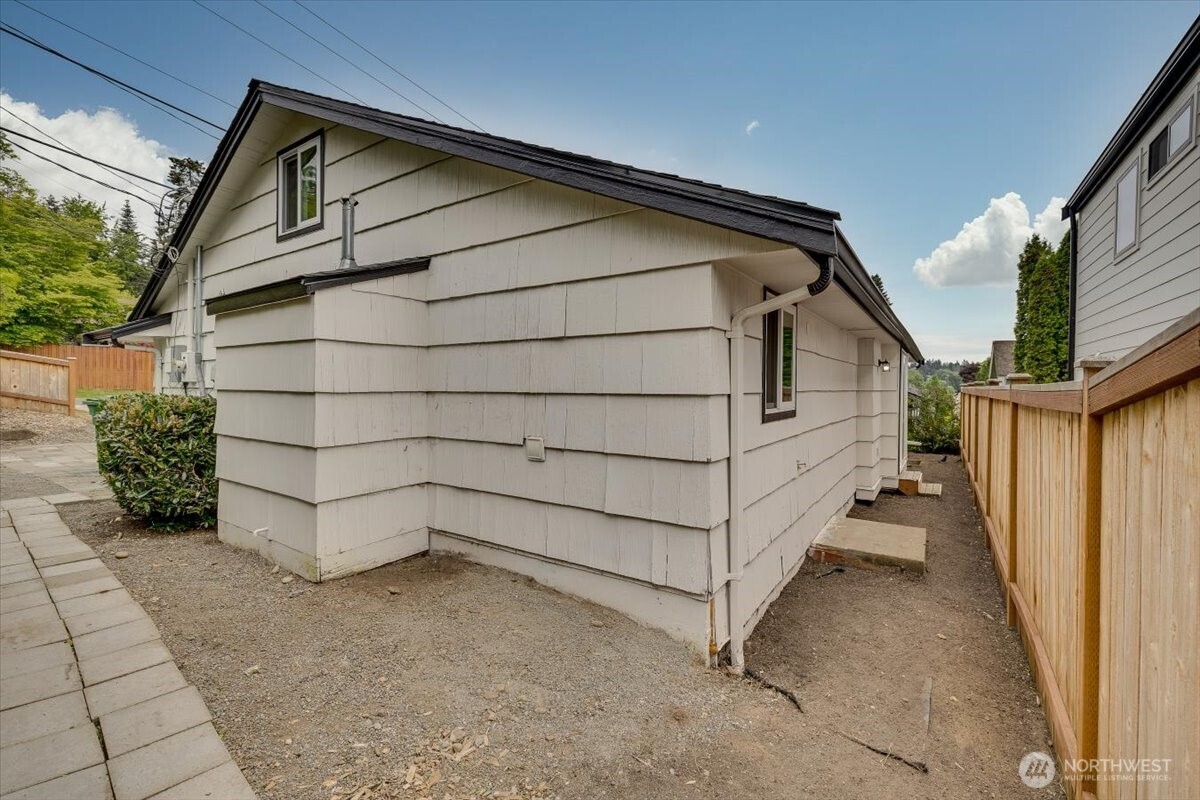 2701 NE 110th Street Seattle WA 98125