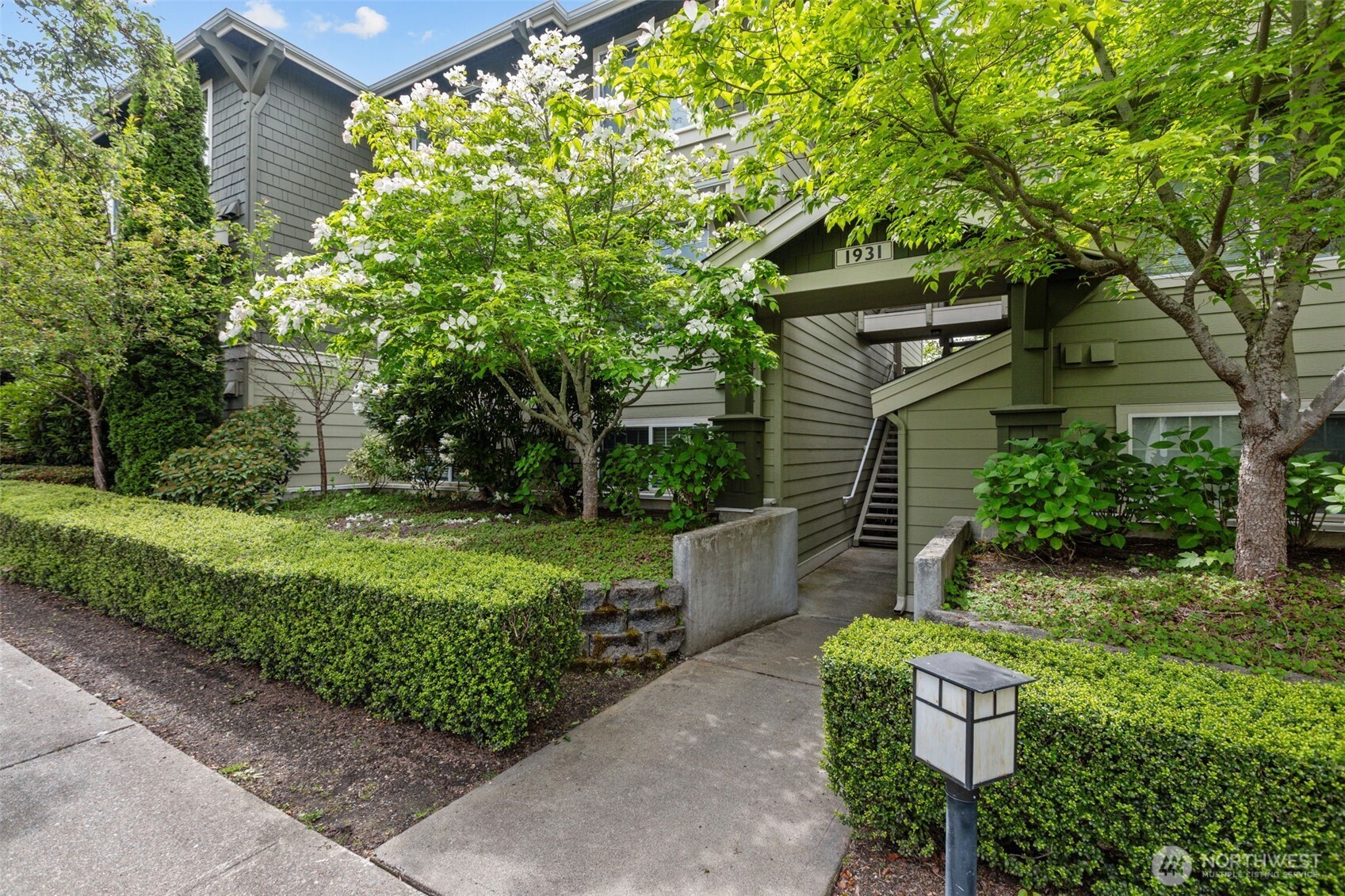 1931 23rd Place NE Issaquah WA 98029