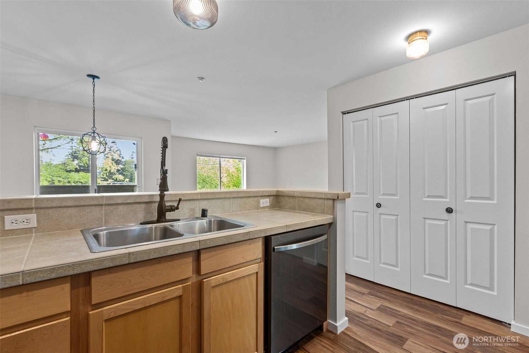 1931 23rd Place NE Issaquah WA 98029