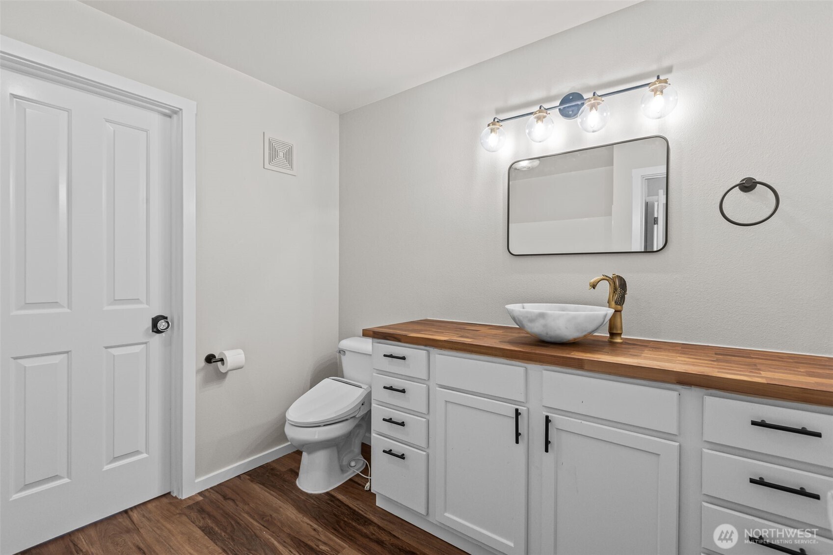 1931 23rd Place NE Issaquah WA 98029