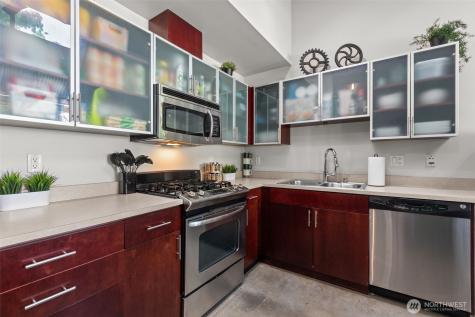 15100 6th Avenue SW Burien WA 98166
