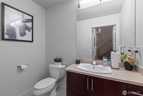 15100 6th Avenue SW Burien WA 98166