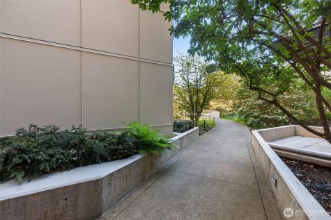 15100 6th Avenue SW Burien WA 98166