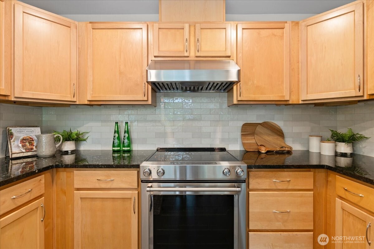 6121 Hazel Avenue SE Auburn WA 98092