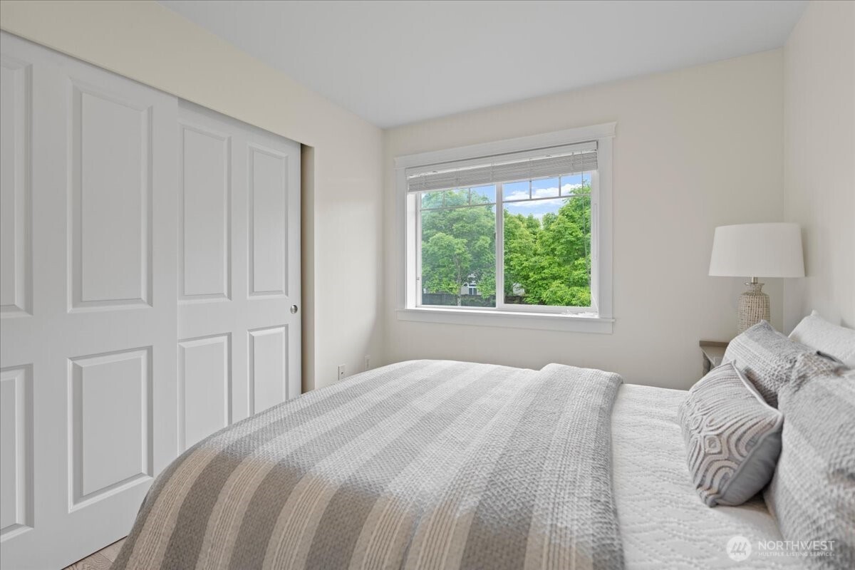 6121 Hazel Avenue SE Auburn WA 98092