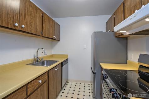 6122 N 16th Street Tacoma WA 98406