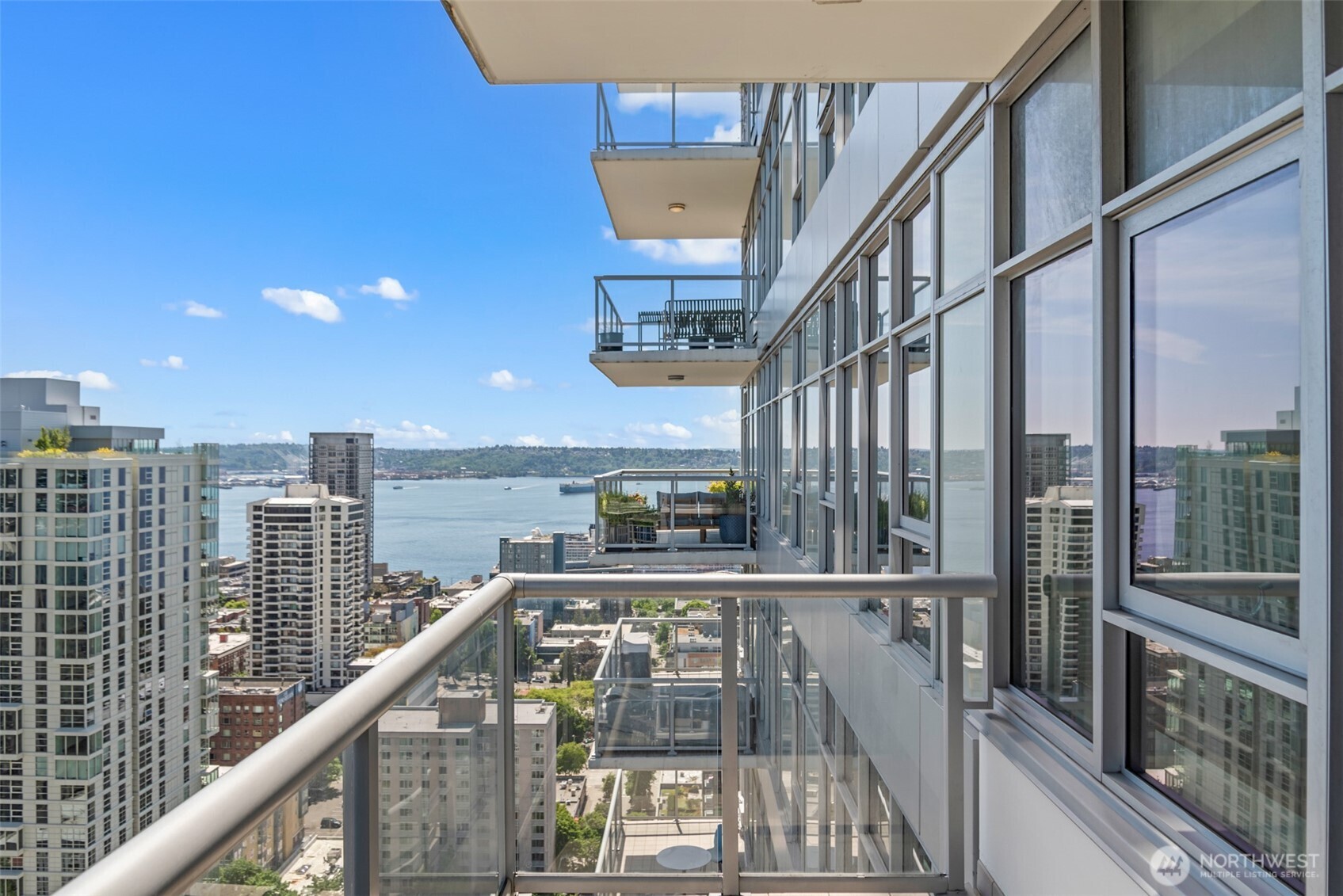 588 Bell Street Seattle WA 98121