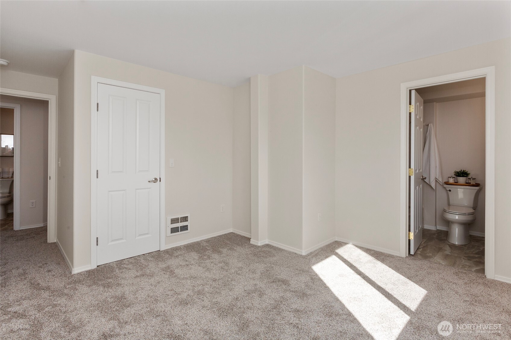 2522 Rucker Avenue Everett WA 98201