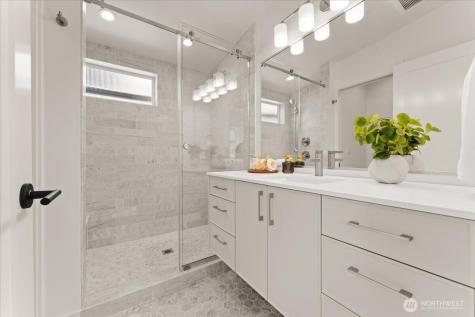 4118 Burke Avenue N Seattle WA 98103