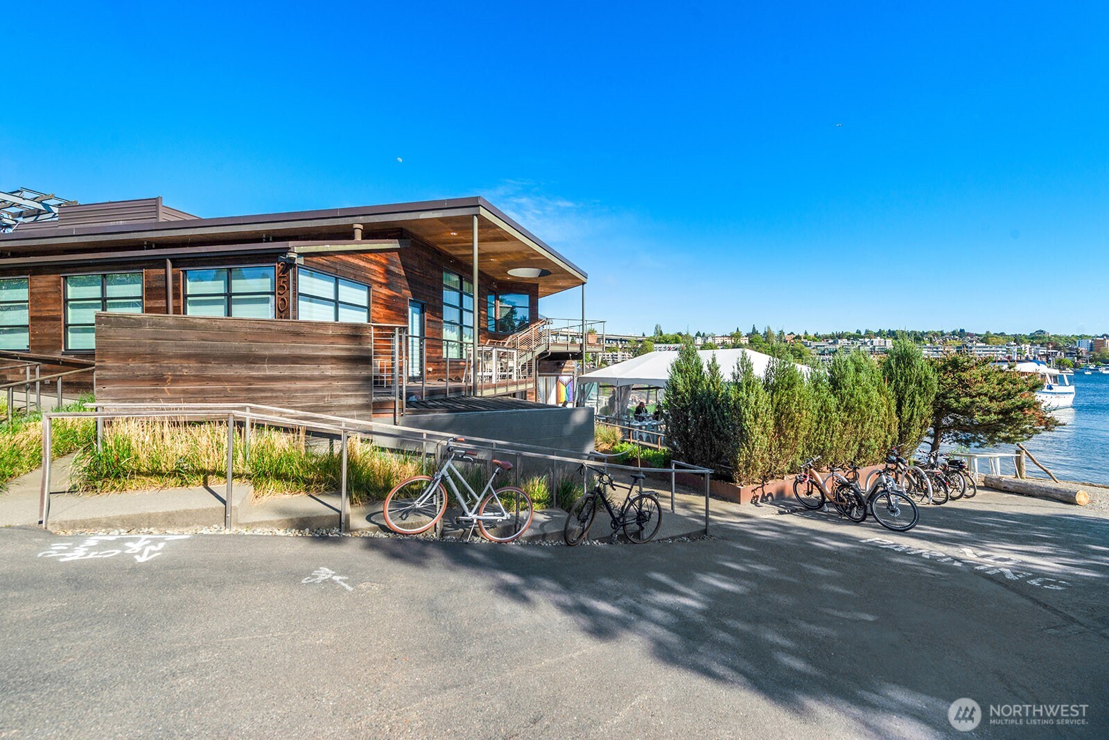 4118 Burke Avenue N Seattle WA 98103
