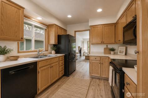 4864 N Village Lane Bellingham WA 98226