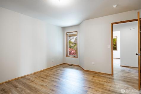 4864 N Village Lane Bellingham WA 98226