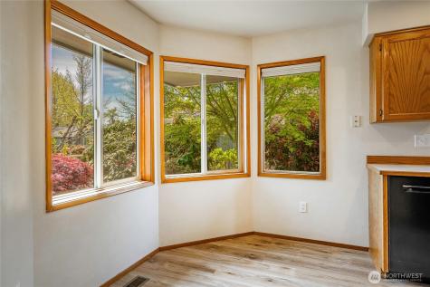 4864 N Village Lane Bellingham WA 98226
