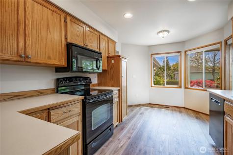 4864 N Village Lane Bellingham WA 98226
