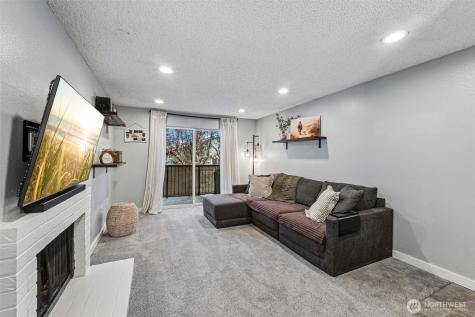 921 130th Street SW Everett WA 98204