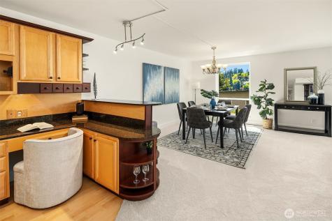 9909 NE 1st Street Bellevue WA 98004