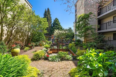 9909 NE 1st Street Bellevue WA 98004