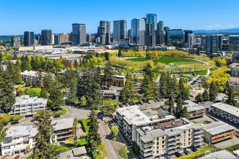9909 NE 1st Street Bellevue WA 98004