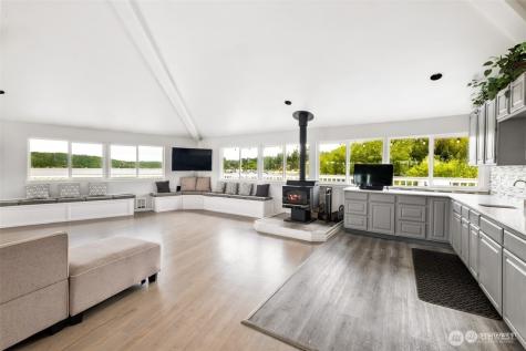 17203 NE 45th Street Redmond WA 98052