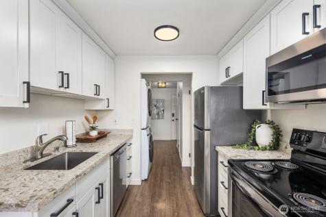 17203 NE 45th Street Redmond WA 98052