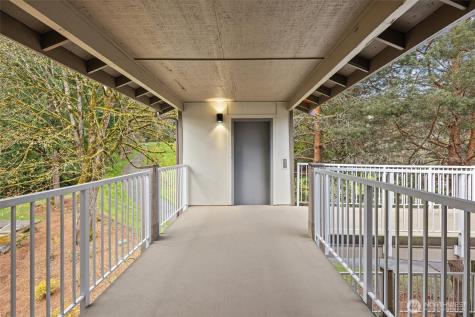 210 Mountain Park Boulevard SW Issaquah WA 98027