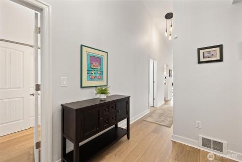 210 Mountain Park Boulevard SW Issaquah WA 98027