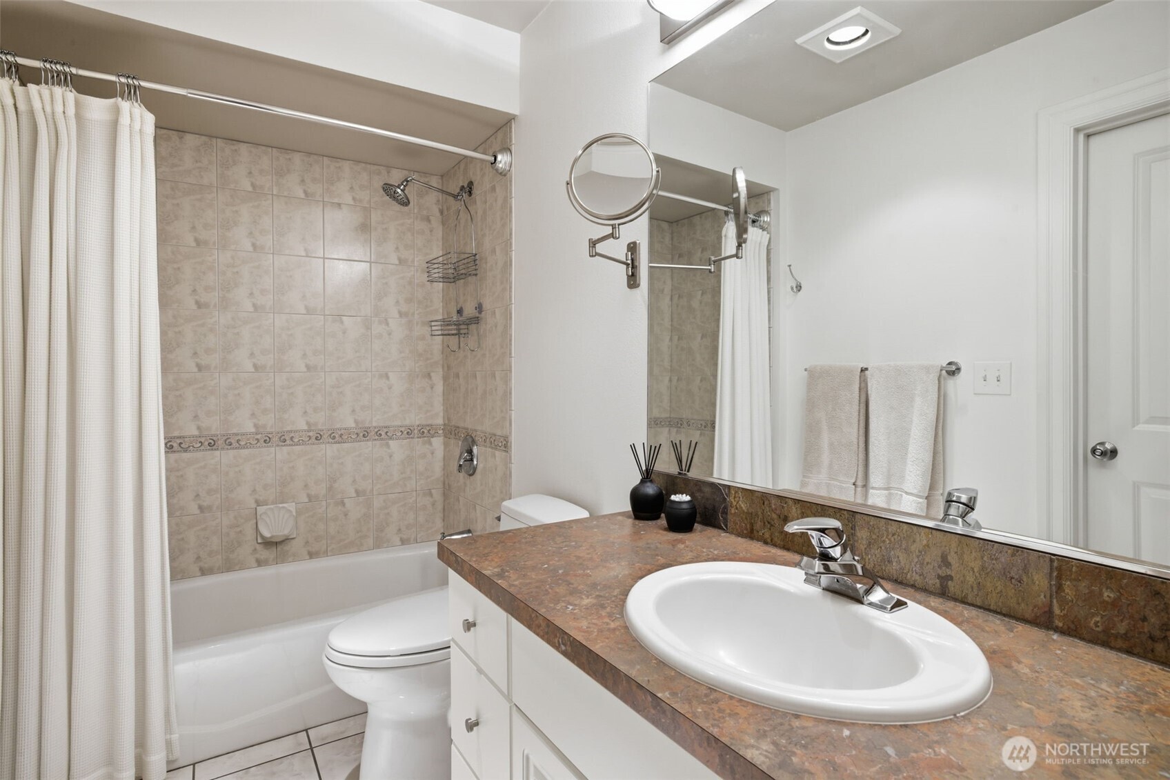 215 20th Avenue E Seattle WA 98112