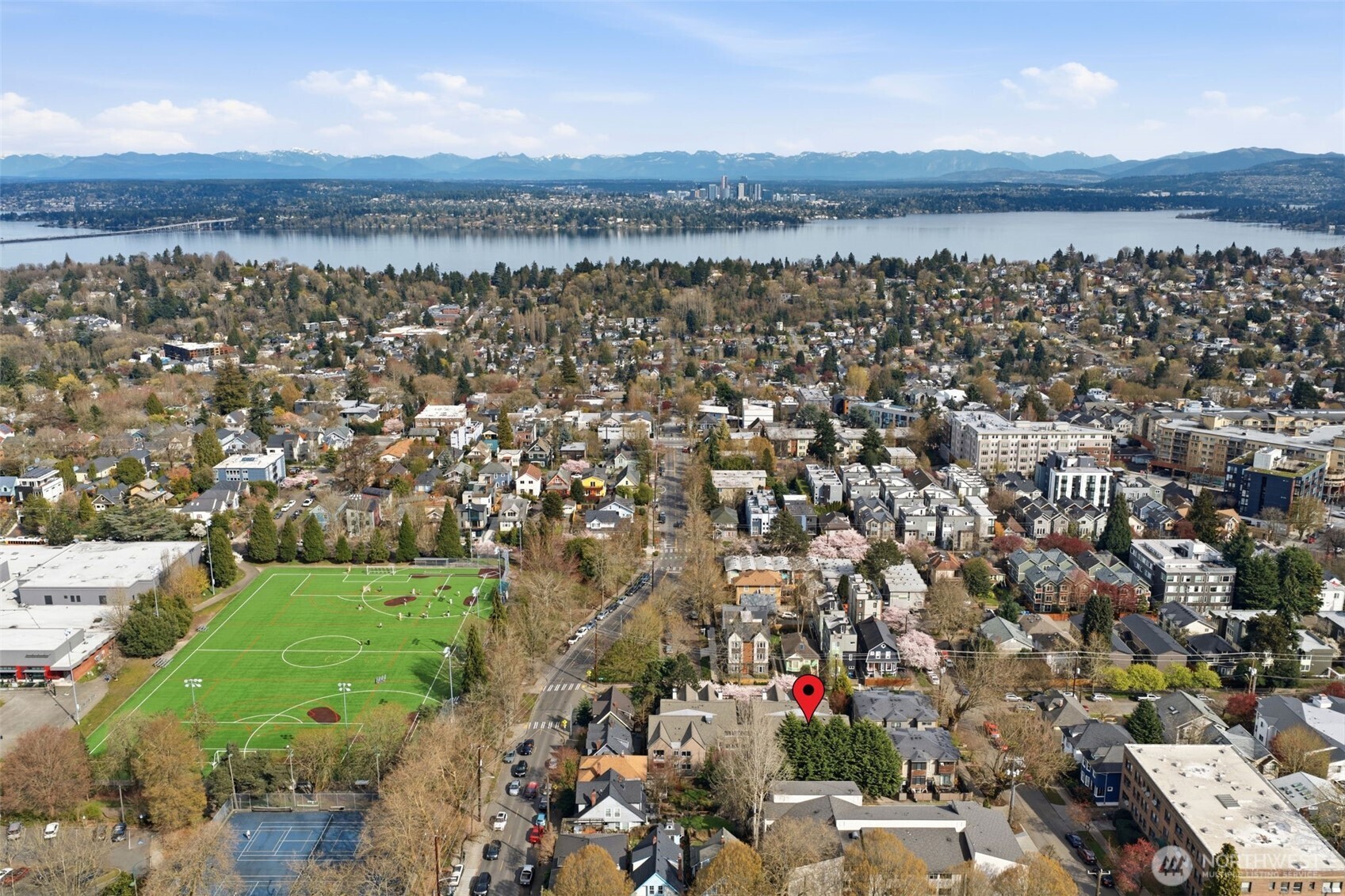 215 20th Avenue E Seattle WA 98112