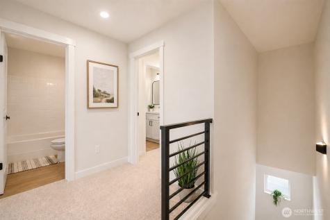 4749 Court R Tacoma WA 98404