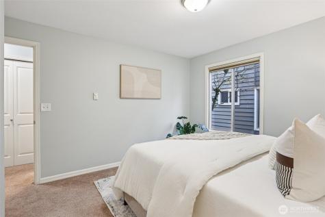 1113 Kirkland Avenue Kirkland WA 98033