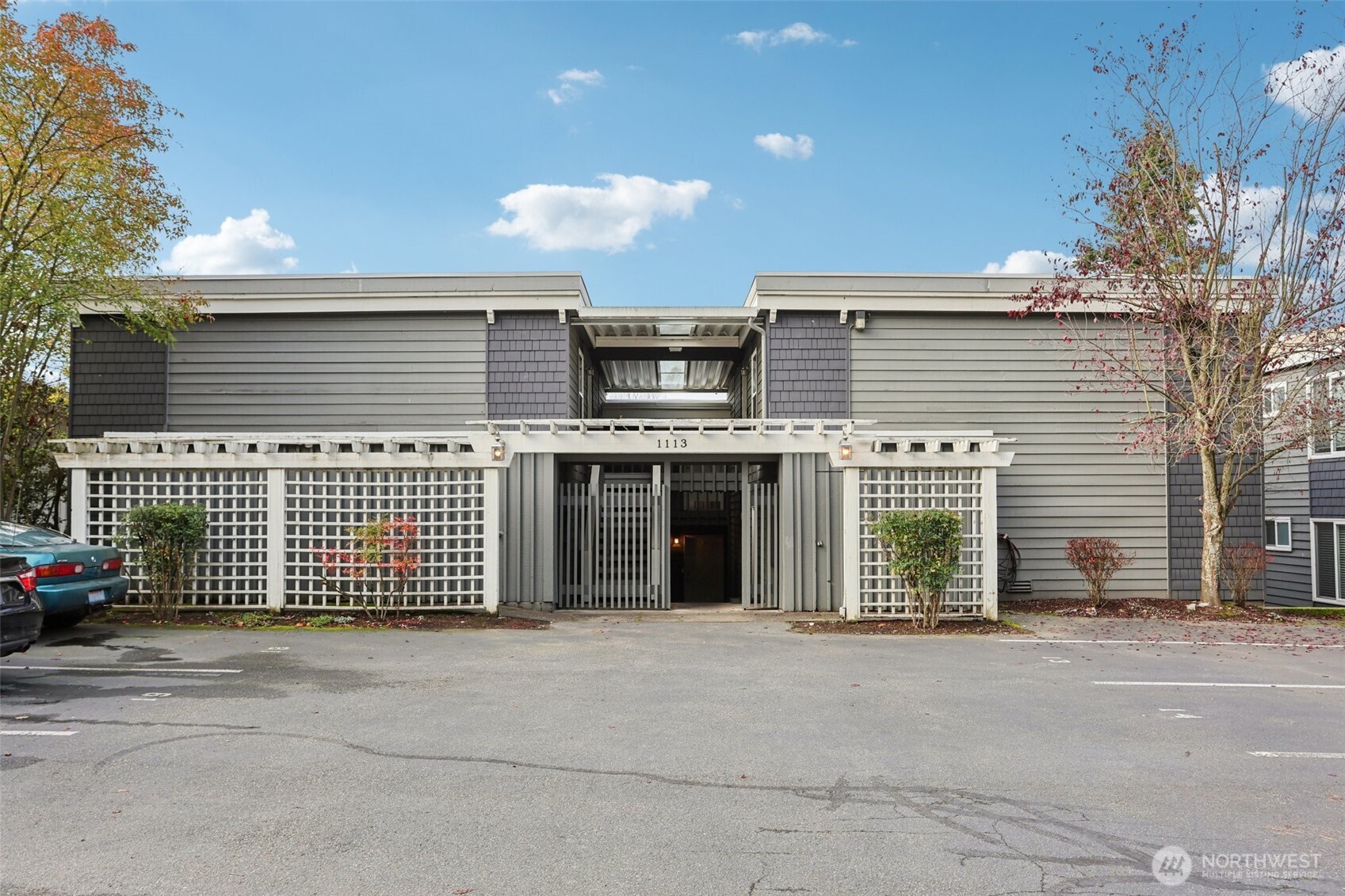 1113 Kirkland Avenue Kirkland WA 98033