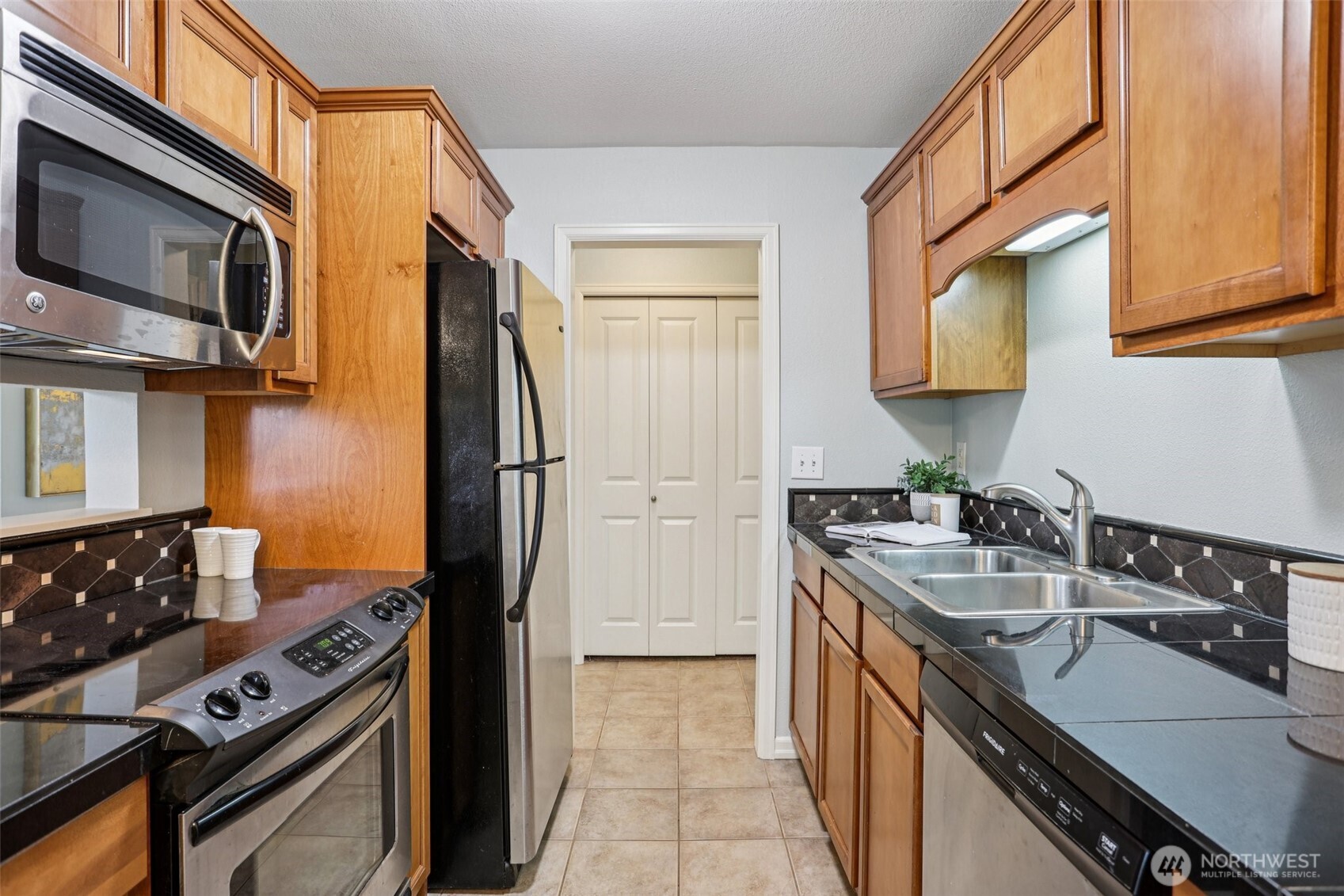 1113 Kirkland Avenue Kirkland WA 98033