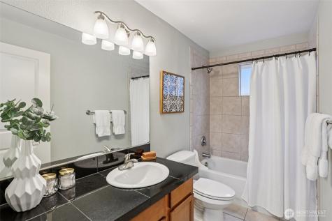 1113 Kirkland Avenue Kirkland WA 98033